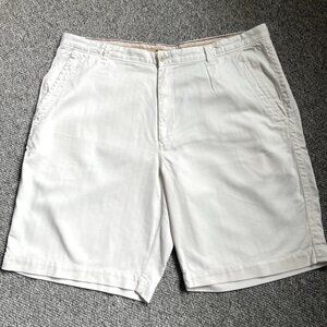 Tommy Bahama Men's Shorts Size 40